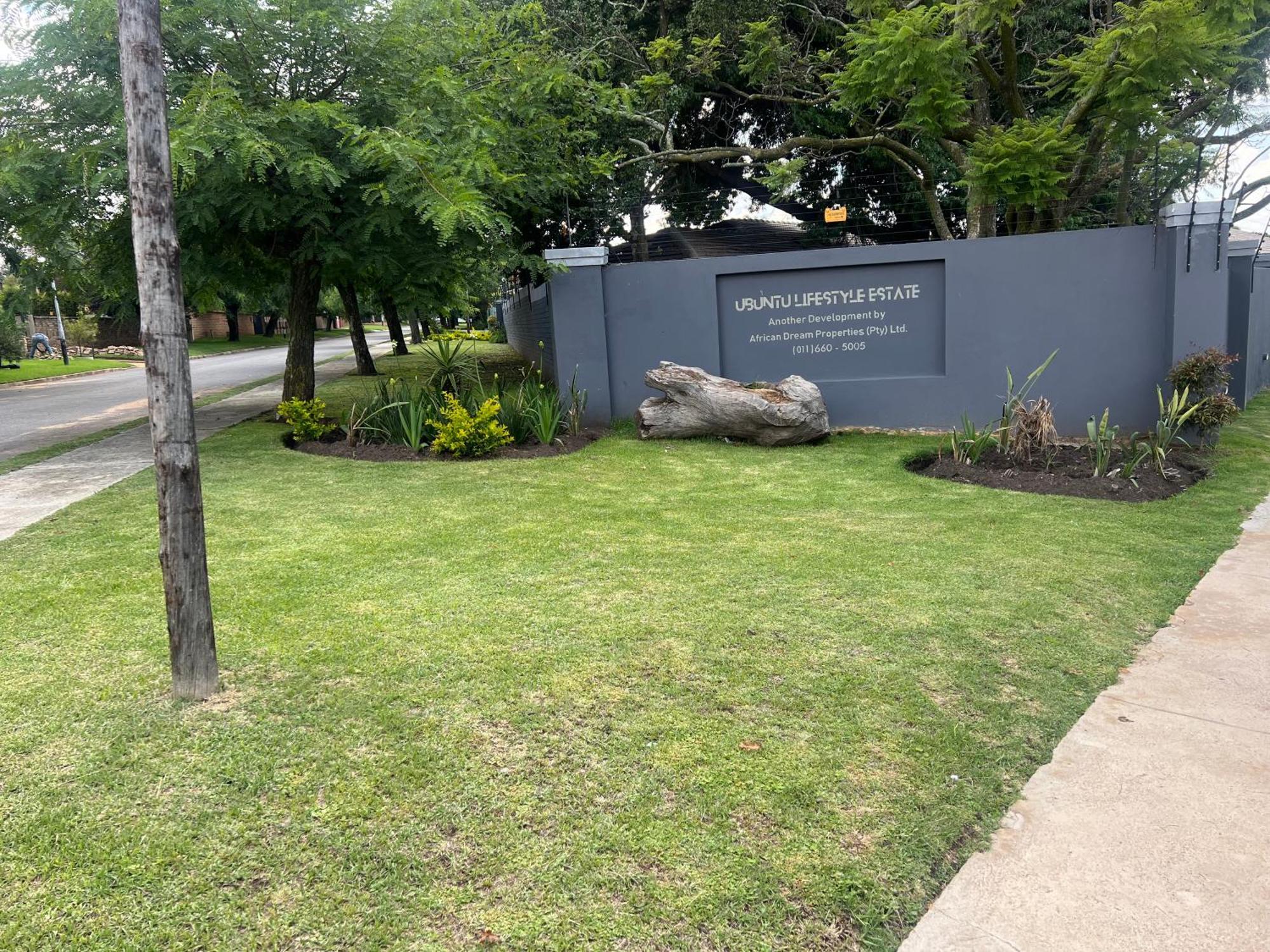 Ubuntu Lifestyle Estate Hotel Krugersdorp Exterior foto
